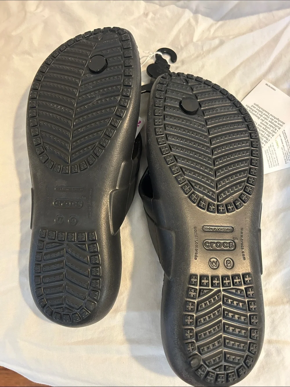 CROCS Black Women's Flip Flop Sandals - Picture 4 of 4